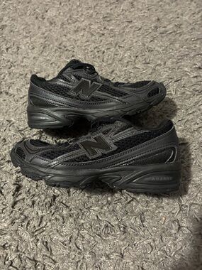 New balance 740